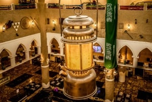 Saudi Arabia Tour from Bahrain including Traditional Meal