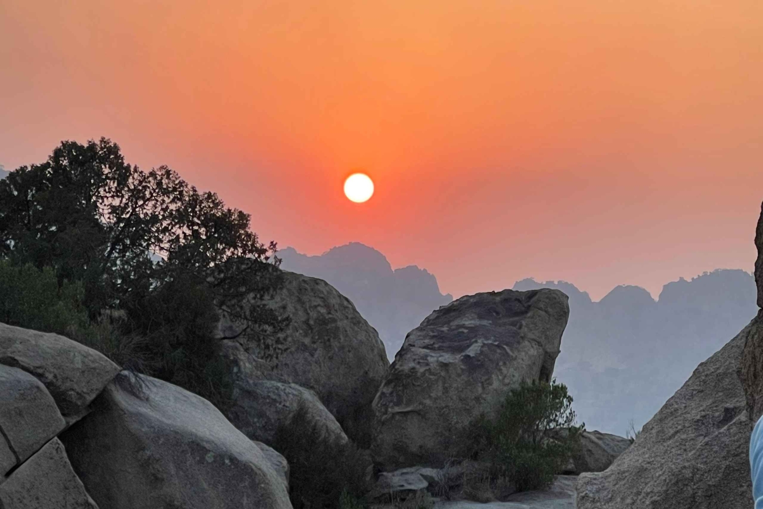 Taif: Al-Shafa Mountains Hike with Sunset & Dinner