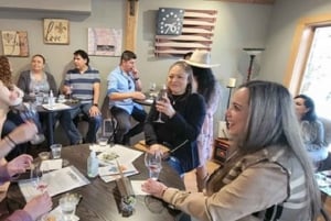 Seattle: All-inclusive Wine Tasting and Lunch Experience