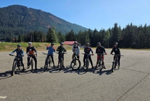 From Seattle: Snoqualmie Tunnel Scenic Bike Tour