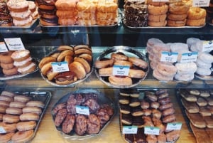 Seattle: Guided Delicious Donut Tour with Tastings