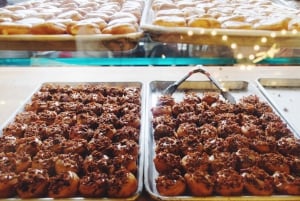 Seattle: Guided Delicious Donut Tour with Tastings