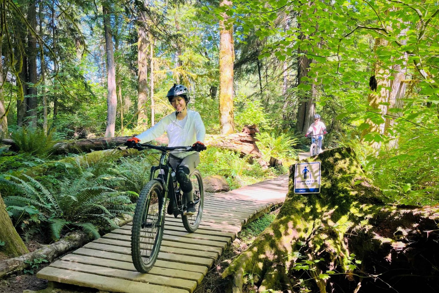 Seattle: Half Day All-Inclusive Mountain Bike Tour