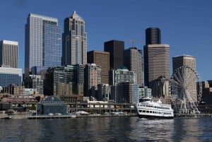 Seattle: Harbor Cruise with Live Narration