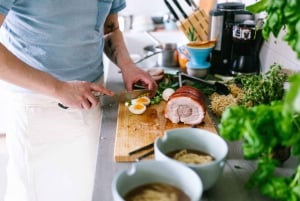 Seattle: Japanese Ramen Cooking Class With Local Chef