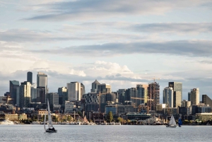 Seattle: Locks Cruise with Live Narration