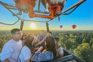 Seattle: Mt. Rainier Sunset Hot Air Balloon Ride