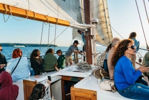 Seattle: Tall Sailboat Sunset Harbor Cruise