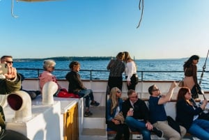 Seattle: Tall Sailboat Sunset Harbor Cruise