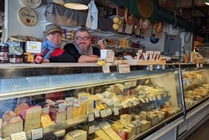 Seattle: Wine, Bread, Cheese and Chocolate Experience