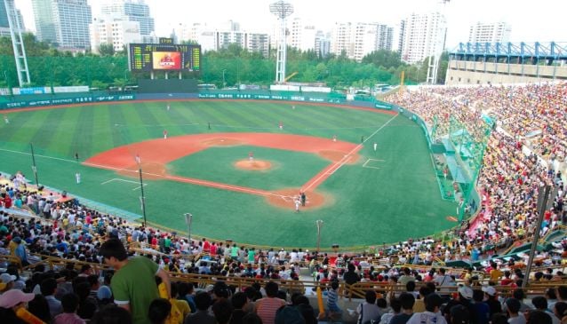 Local Guides Connect - KBO (Korea Baseball Organization) game in Seoul -   - Local Guides Connect