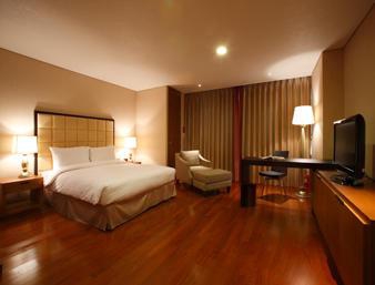 Ramada Hotel & Suites Seoul