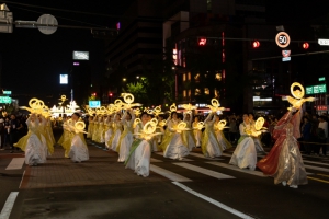 Yeon Deung Hoe (Lotus Lantern Festival)