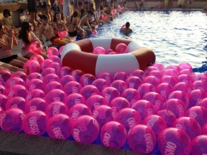 Cosmopolitan Mag Pool Party