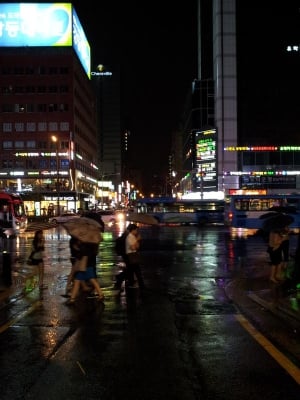 Rainy Gangnam by night