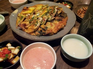 Strawberry Makkgeolli Drinks