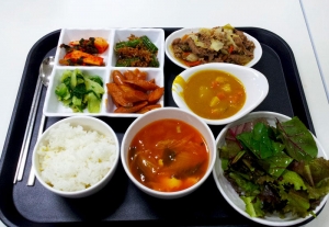 Typical cafeteria lunch