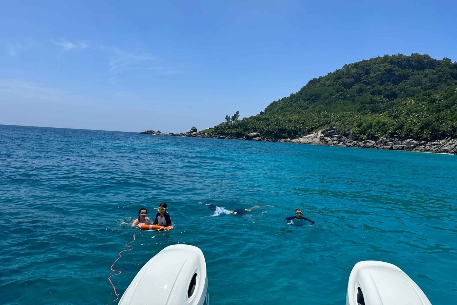 Eden Island: Seychelles Islands Private Boat Charter