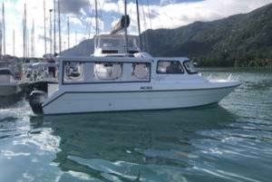 Von Mahé: Direkter Bootstransfer nach Praslin