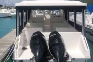 Von Mahé: Direkter Bootstransfer nach Praslin