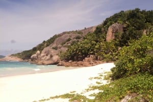 Von Praslin aus: Cocos, Felicite & La Digue Inseln Tour