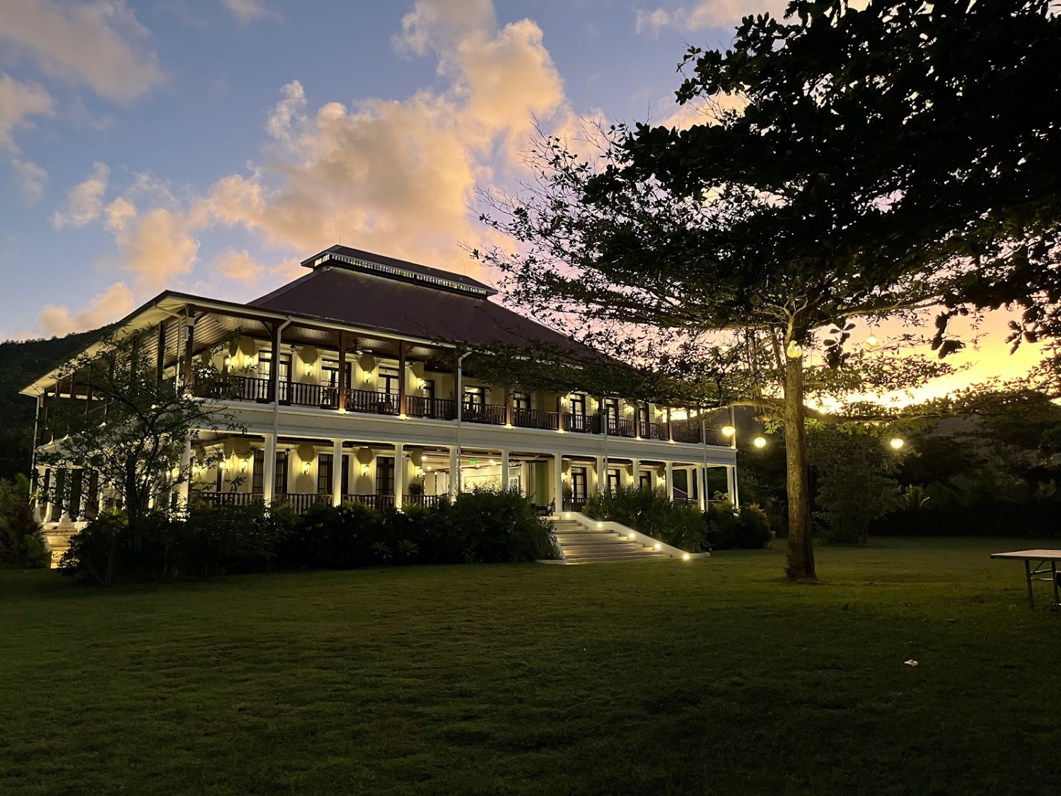La Cigale Estate