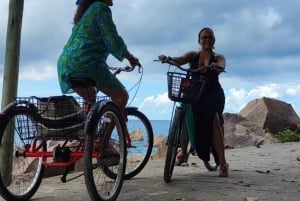 BESØK La Digue Island Taxi båttransport og gratis sykkel!