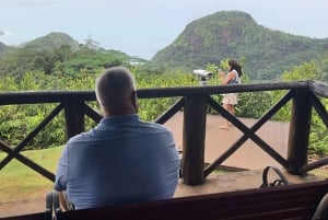 Mahe: Excursión por la ciudad y la naturaleza de Victoria con Jardín Botánico