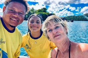 Praslin: escursione di un giorno alle isole Curieuse e St Pierre con barbecue