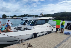 プライベートチャーター：キュリオース島、セントピエール島、シスター島、ココ島、フェリシティ島。