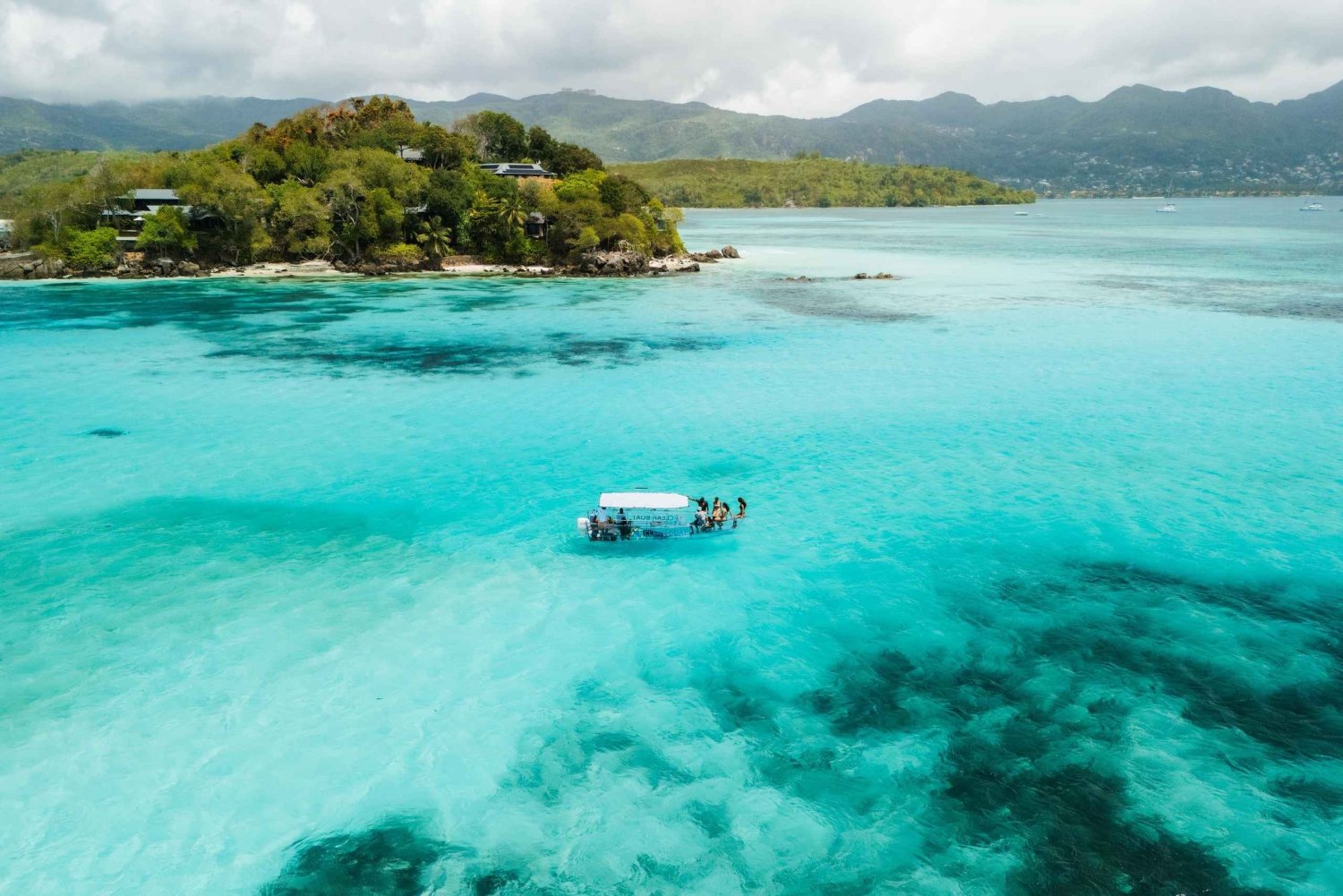 Eden Island: passeio de barco transparente no Parque Marinho de Sainte Anne