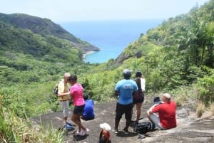 Seychellit: Päiväretki lounaalla: Silhouette Island Full=Day Trip with Lunch
