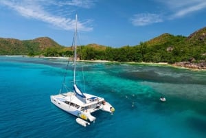 Seychellene: St Pierre og Curieuse Katamaran-tur med lunsj