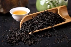 4-Hour Shanghai Best Garden and Temple Tour with Tea Tasting