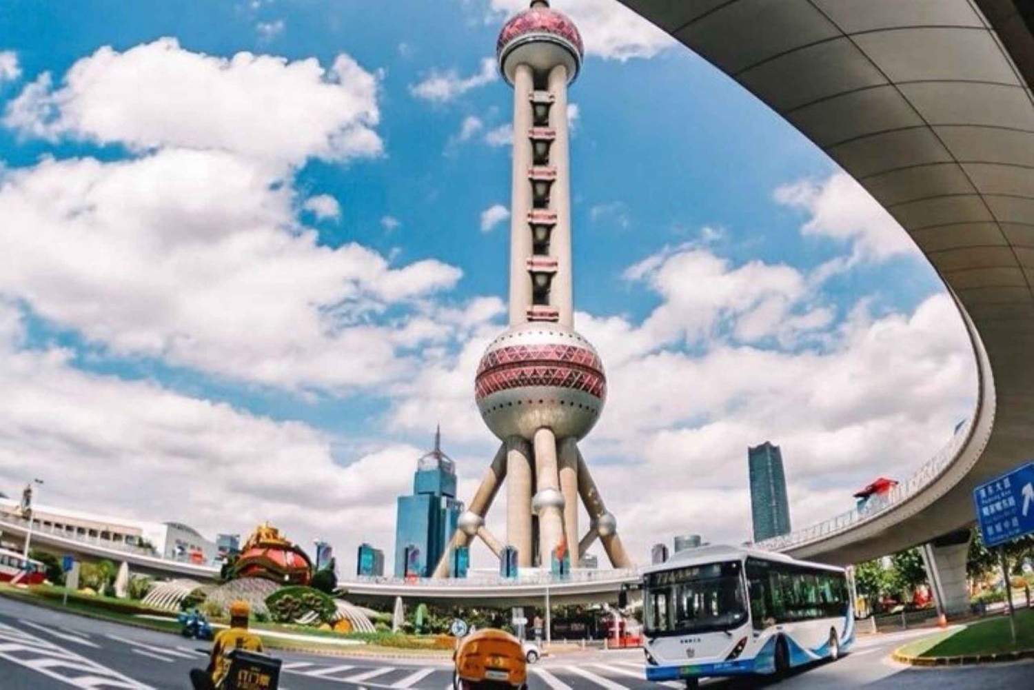 上海4時間ツアー：食、文化、スカイライン、サイクリング、フェリー