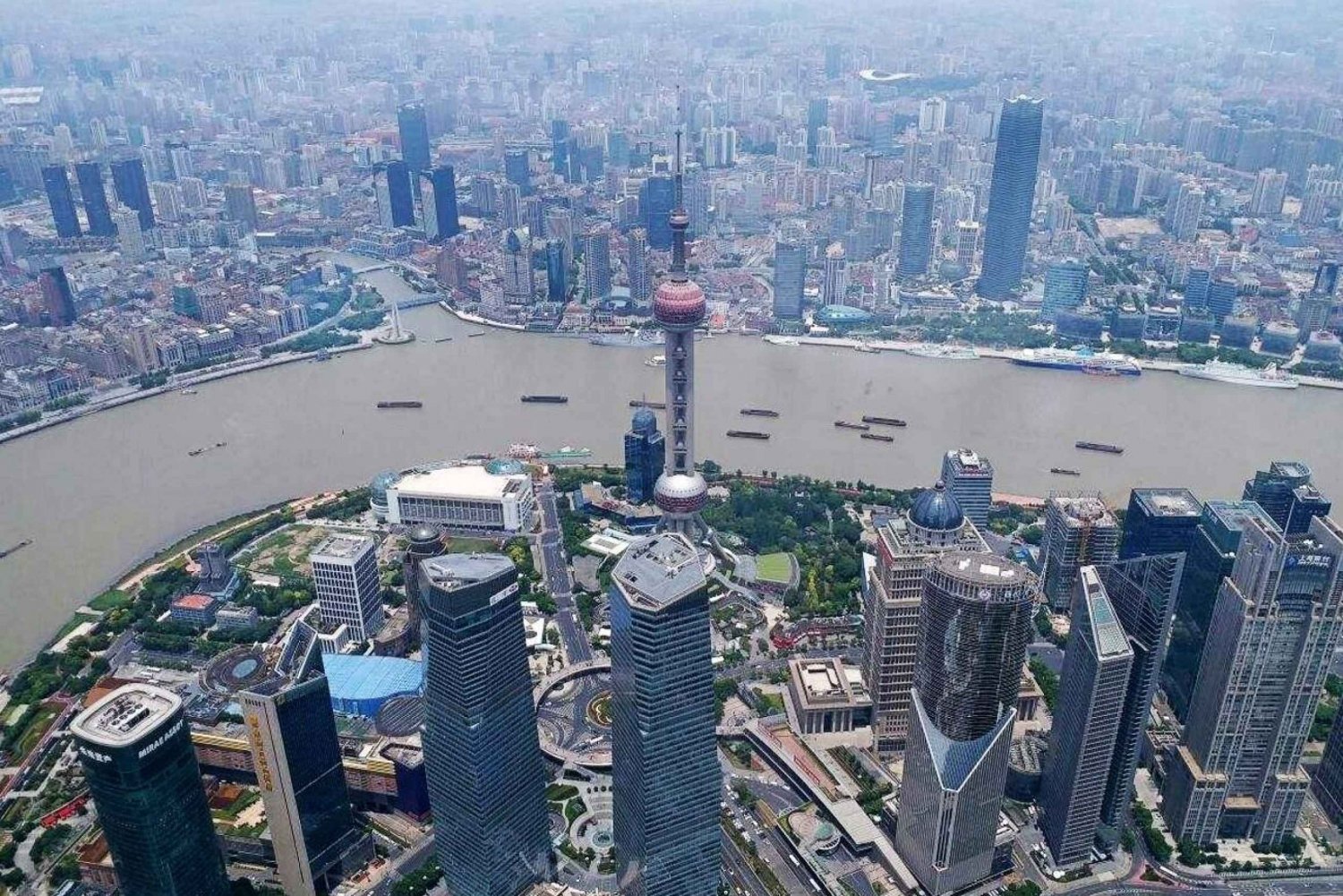 Tour privato della città di Shanghai della durata di 8 ore con una guida di lingua tedesca