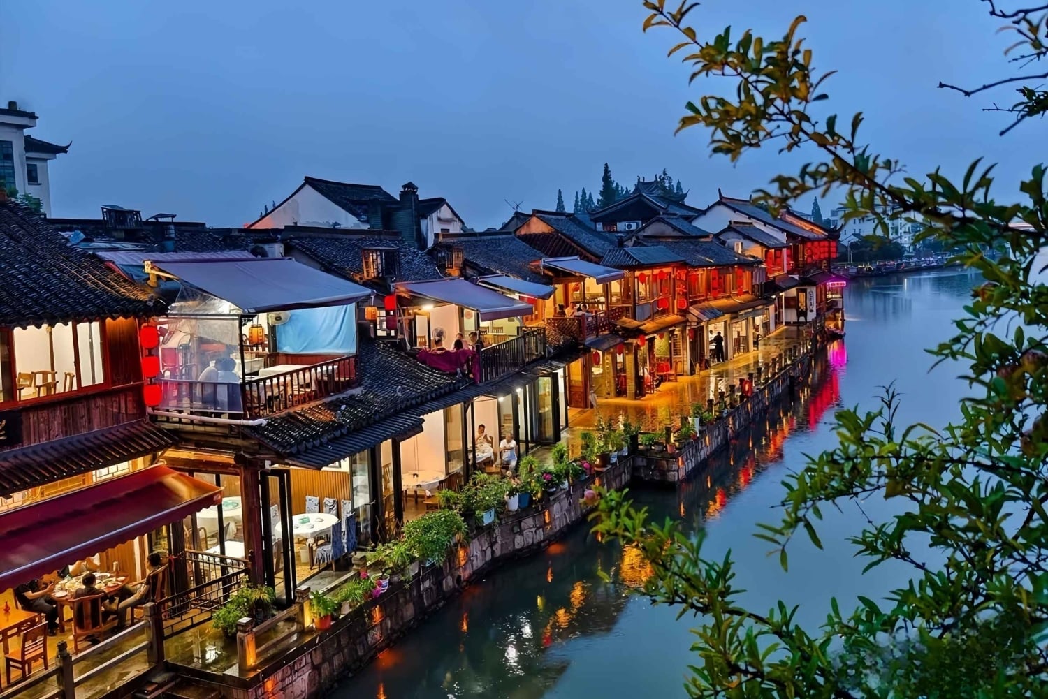 Un tour in barca panoramico e una passeggiata nel giardino classico di Zhujiajiao