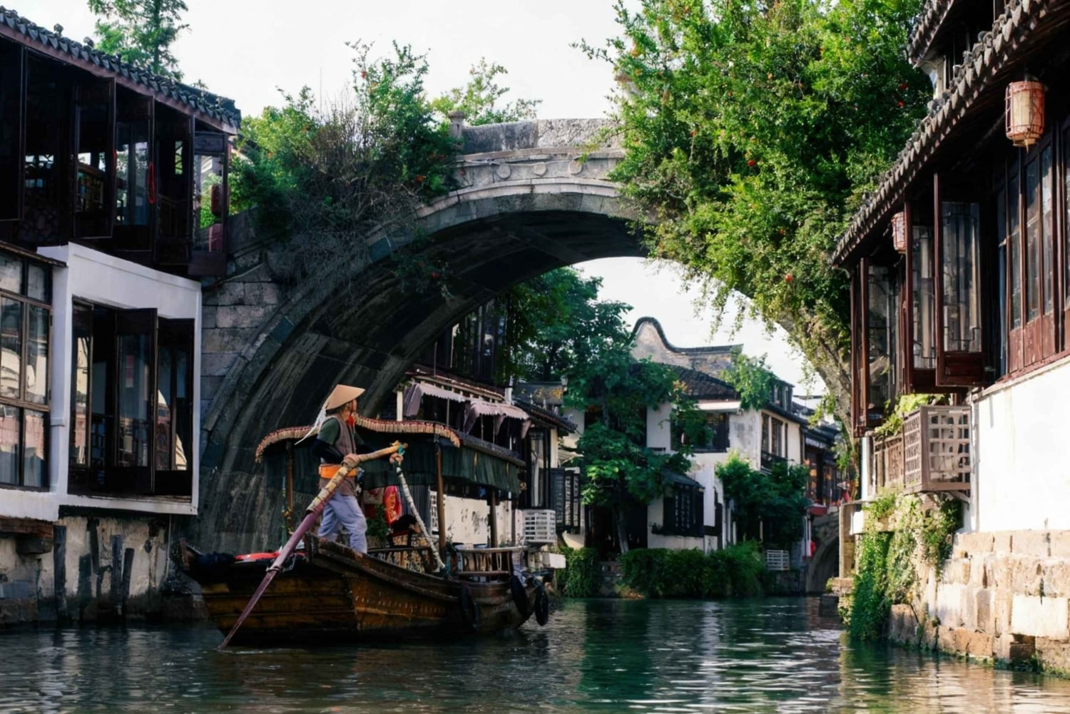 Un tour in barca panoramico e una passeggiata nel giardino classico di Zhujiajiao