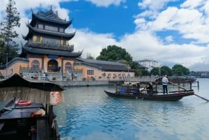 Un tour in barca panoramico e una passeggiata nel giardino classico di Zhujiajiao