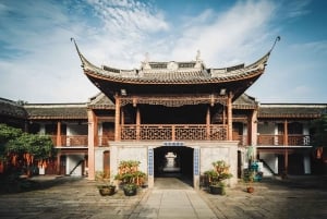 Un tour in barca panoramico e una passeggiata nel giardino classico di Zhujiajiao