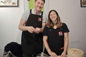 Experiência autêntica em Xangai: kung fu e dumplings artesanais