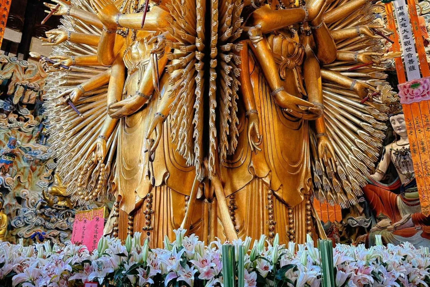 Buddhistische Tour durch den Longhua-Tempel und vegetarische Nudeln probieren
