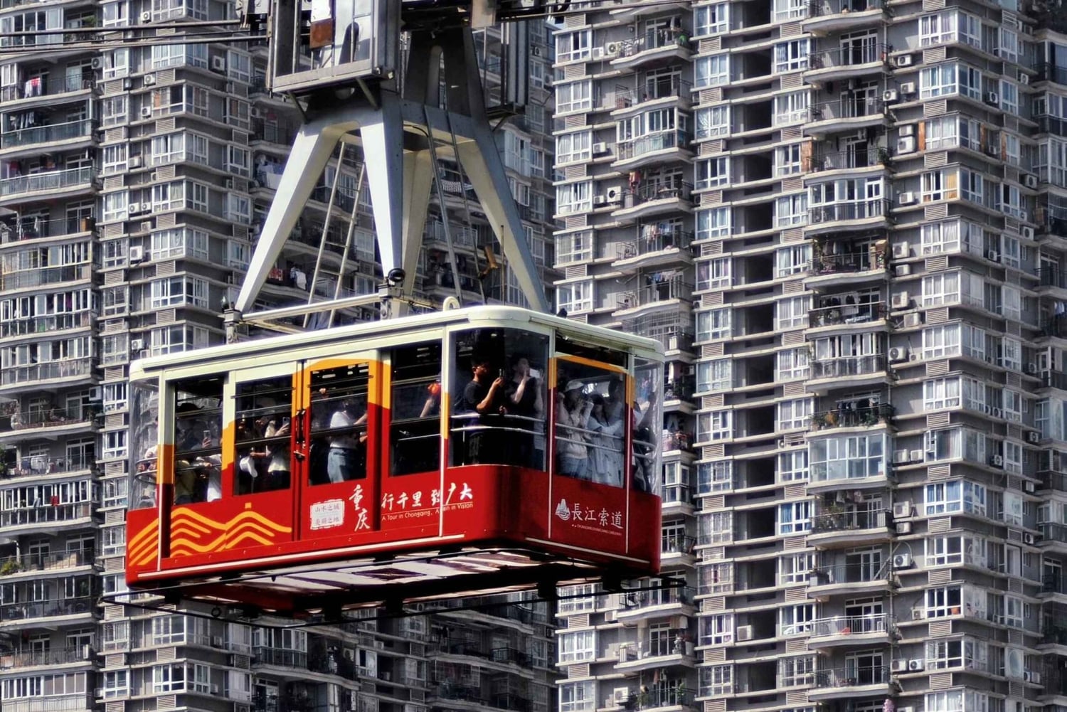 Chongqing: 5-Day Private Tour with Hotel & Transfers