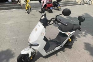 Excursão de aventura de scooter em Xangai