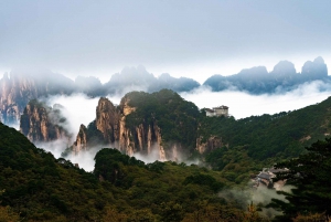 From Shanghai: 3-Day Private Huangshan Mount Tour& Peak Stay