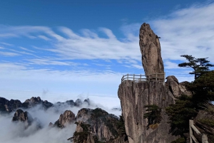 From Shanghai: 3-Day Private Huangshan Mount Tour& Peak Stay