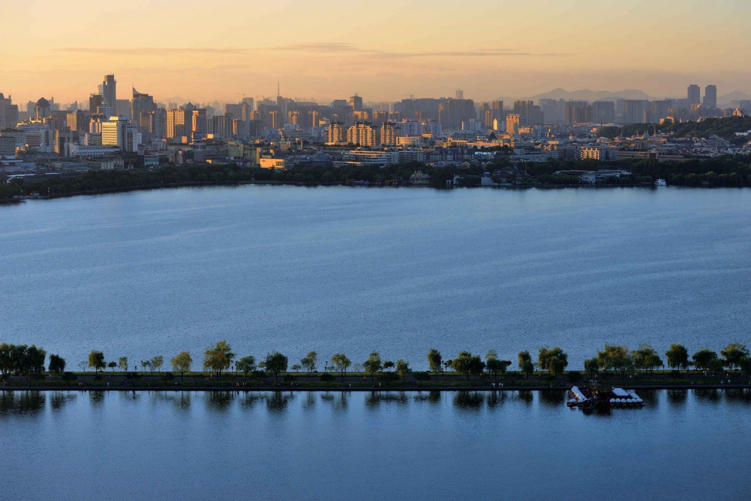 Fra Shanghai: Privat dagstur til Hangzhou med høyhastighetstog