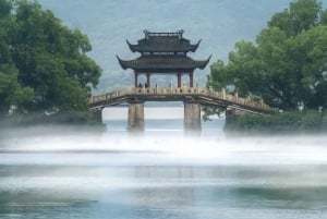 Fra Shanghai: Hangzhou-templer, udsigt over søen og sjov på natmarkedet