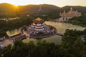 上海発：恵山古鎮＆年華湾日帰りツアー