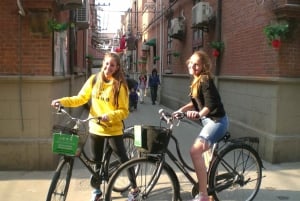 Halvdagsutflykt med cykel i liten grupp i Gamla Shanghai (dag och natt)